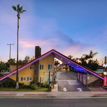 Sky Palm Motel - ออเรนจ์ ภายนอก รูปภาพ